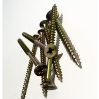 Forgácslap csavarok